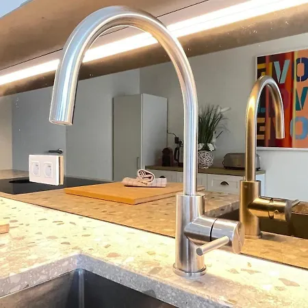 Kariss II - appartement op 300m van het strand *